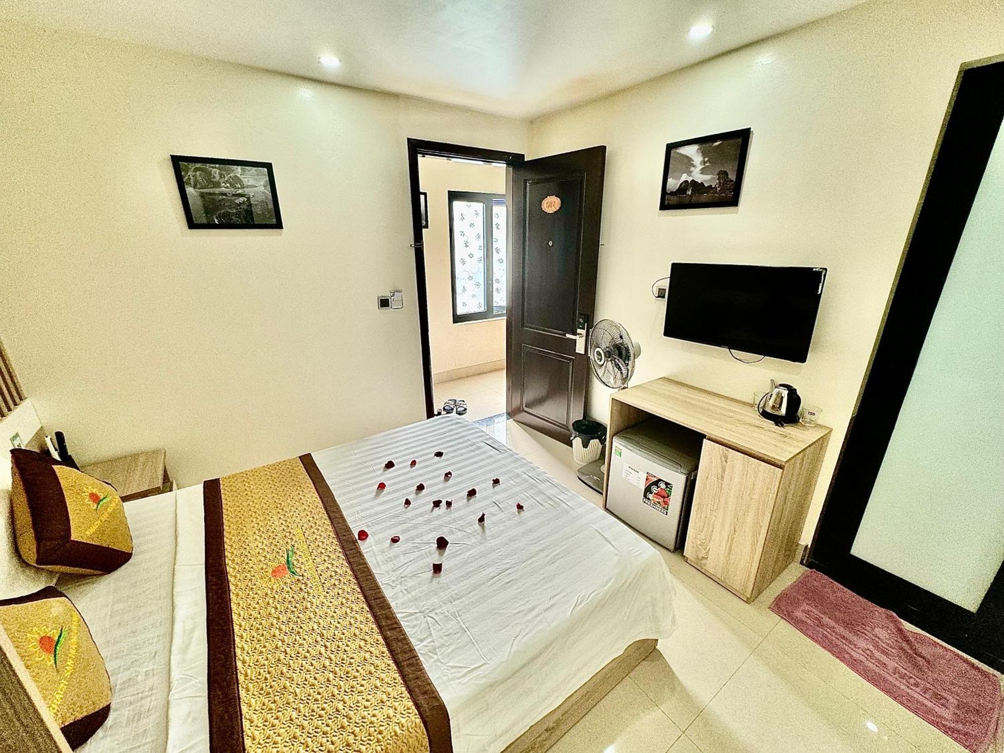 Sunflower Catba Hotel Dong Khe Sau Exterior foto