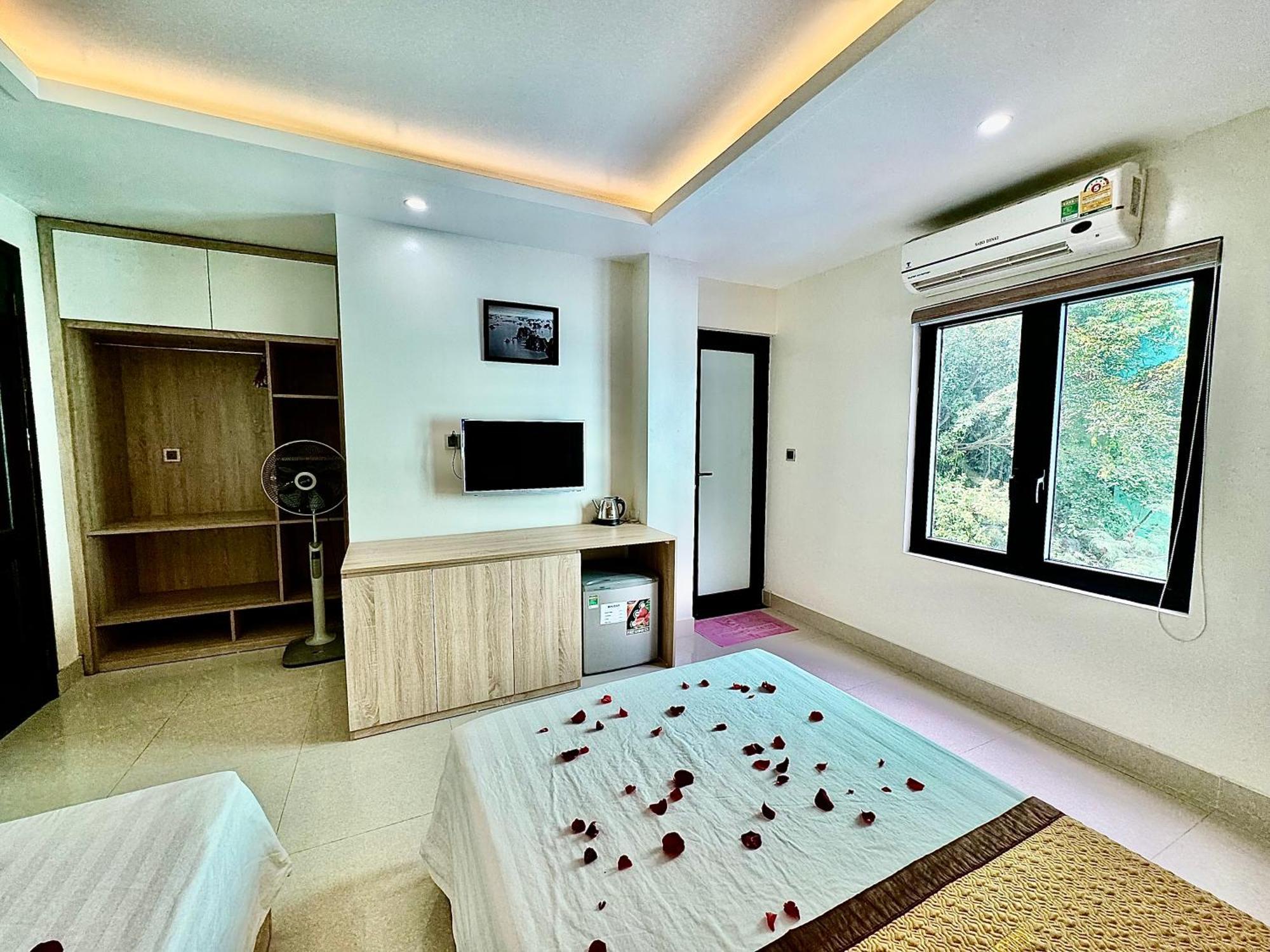 Sunflower Catba Hotel Dong Khe Sau Exterior foto